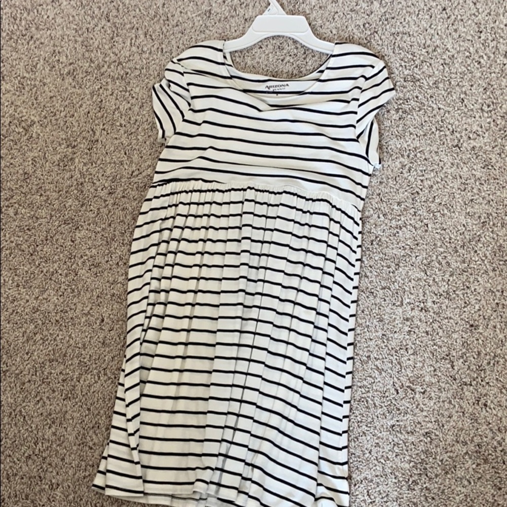 Black & White Dresses